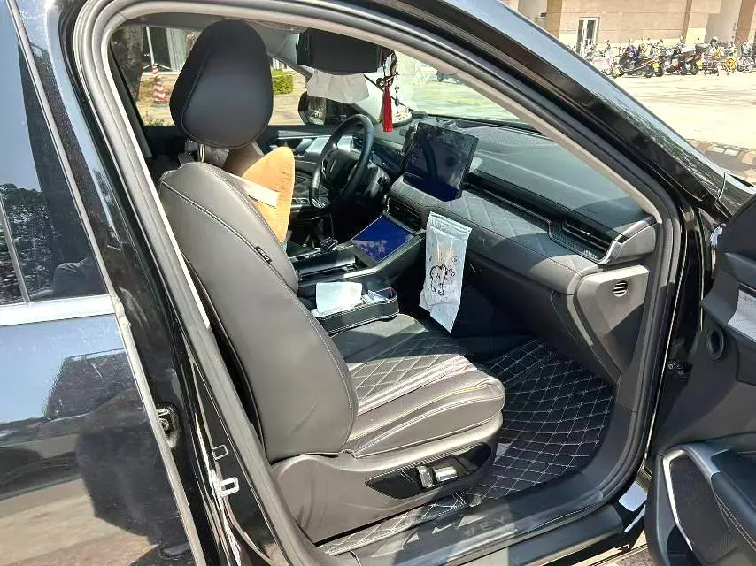 2022 WEY Latte DHT 1.5T 156HP L4 2DHT Hybrid,autocango,china used car exporter,china ev exporter,chinese used car exporter,chinese used ev exporter