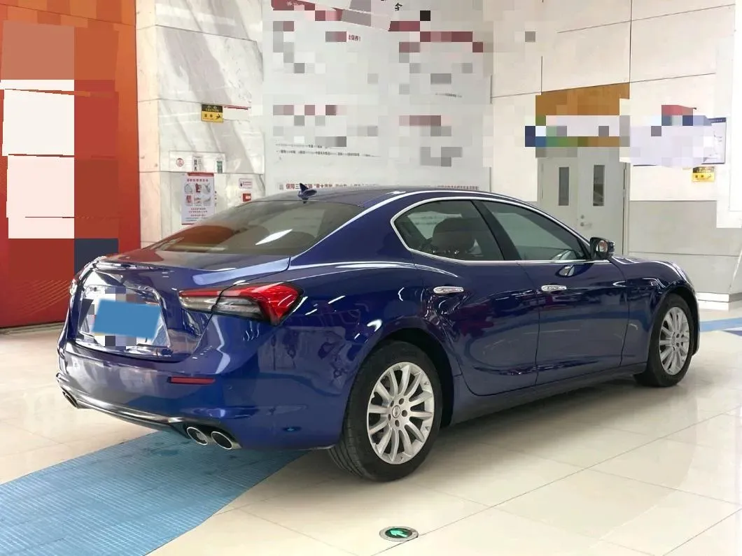 2021 Maserati Ghibli 2.0T 330HP L4 8AT,autocango,china used car exporter,china ev exporter,chinese used car exporter,chinese used ev exporter