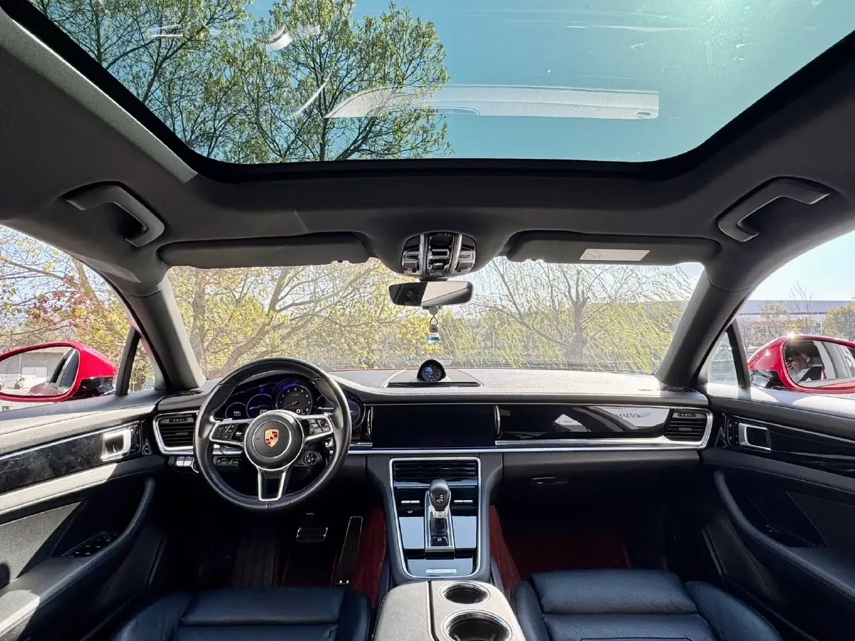 2017 Porsche Panamera 2.9T 440HP V6 8DCT,autocango,china used car exporter,china ev exporter,chinese used car exporter,chinese used ev exporter