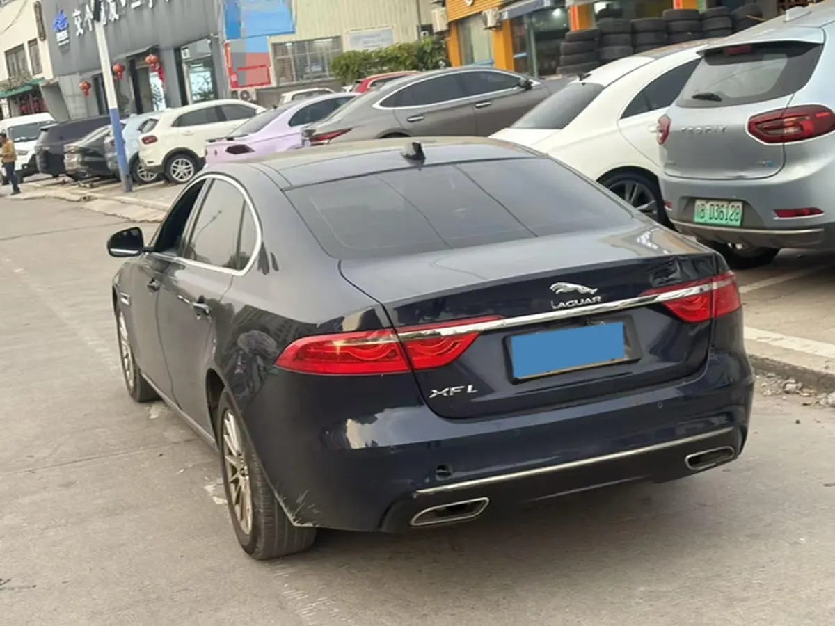 2018 Jaguar XFL 2.0T 200HP L4 8AT,autocango,china used car exporter,china ev exporter,chinese used car exporter,chinese used ev exporter