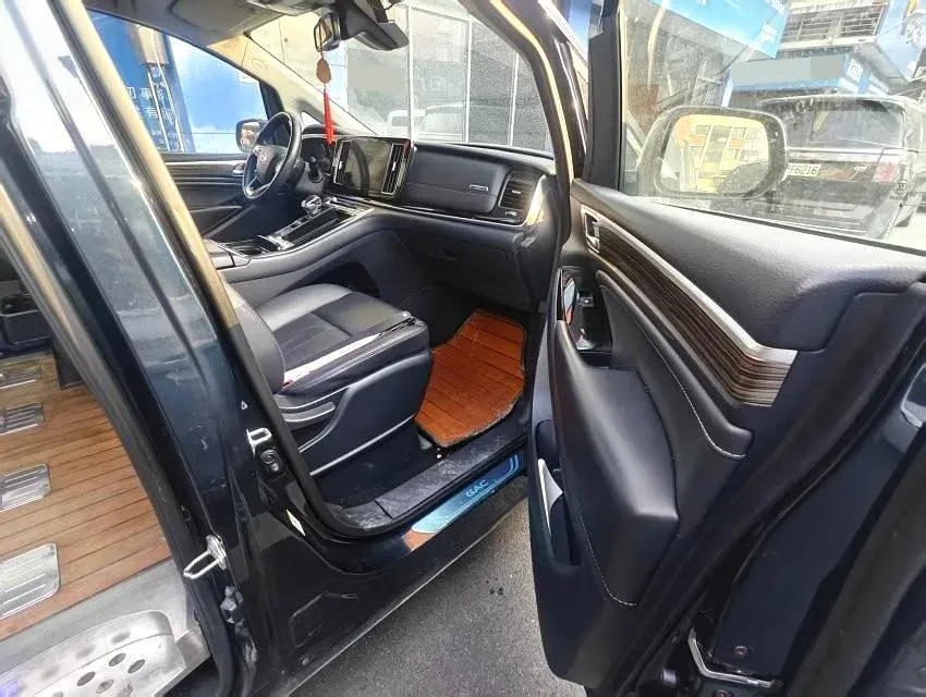 2021 GAC Trumpchi M8 2.0T 252HP L4 8AT,autocango,china used car exporter,china ev exporter,chinese used car exporter,chinese used ev exporter