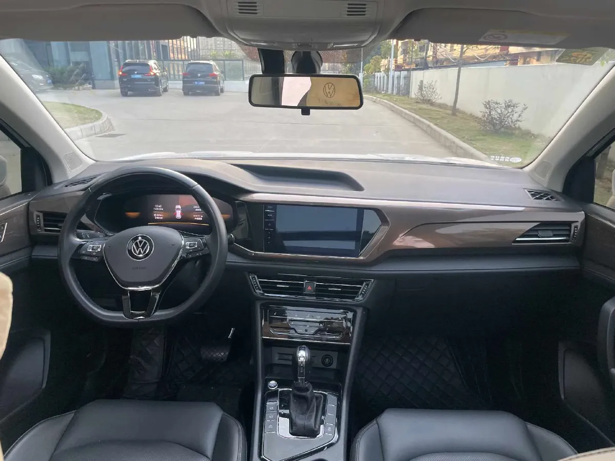 2021 Volkswagen Tharu 1.4T 150HP L4 7DCT,autocango,china used car exporter,china ev exporter,chinese used car exporter,chinese used ev exporter