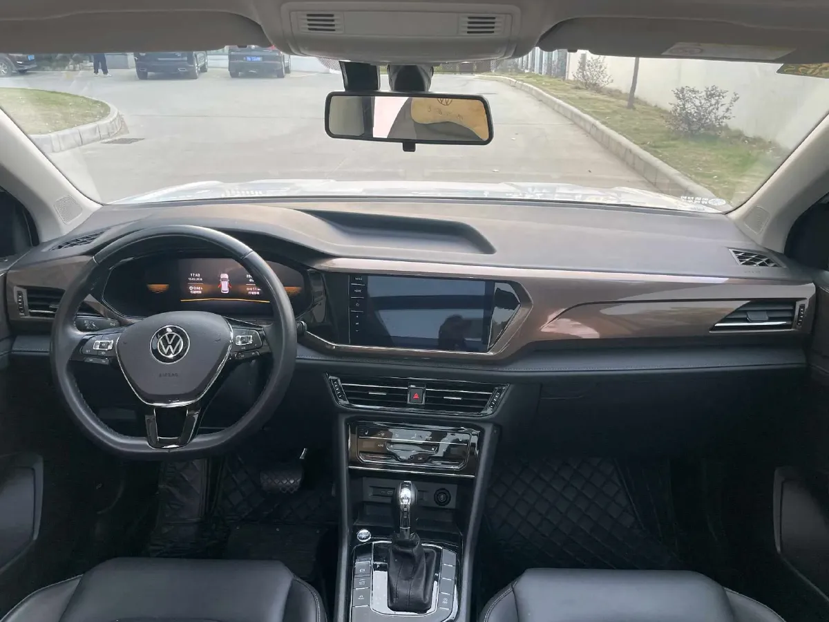 2021 Volkswagen Tharu 1.4T 150HP L4 7DCT,autocango,china used car exporter,china ev exporter,chinese used car exporter,chinese used ev exporter