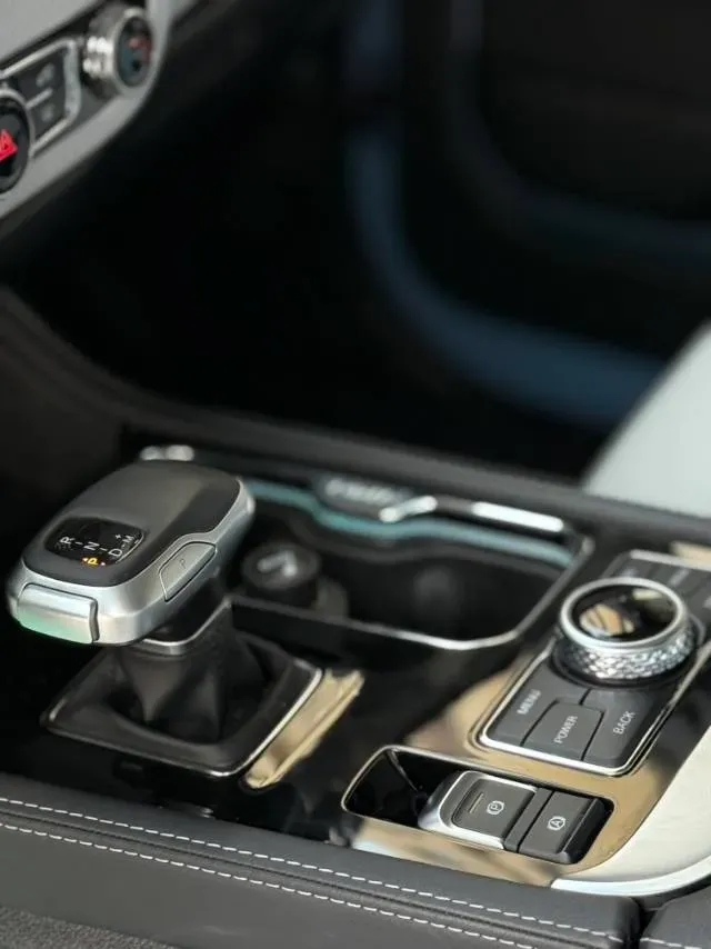 2023 Beijing BJ40 2.0T 224HP L4 8AT,autocango,china used car exporter,china ev exporter,chinese used car exporter,chinese used ev exporter