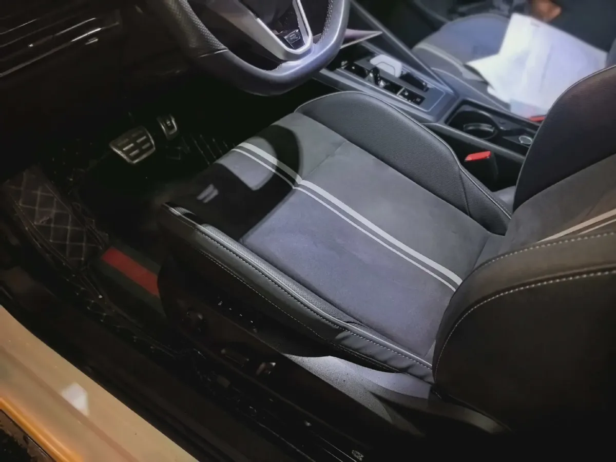 2023 Volkswagen Golf 1.4T 150HP L4 7DCT,autocango,china used car exporter,china ev exporter,chinese used car exporter,chinese used ev exporter