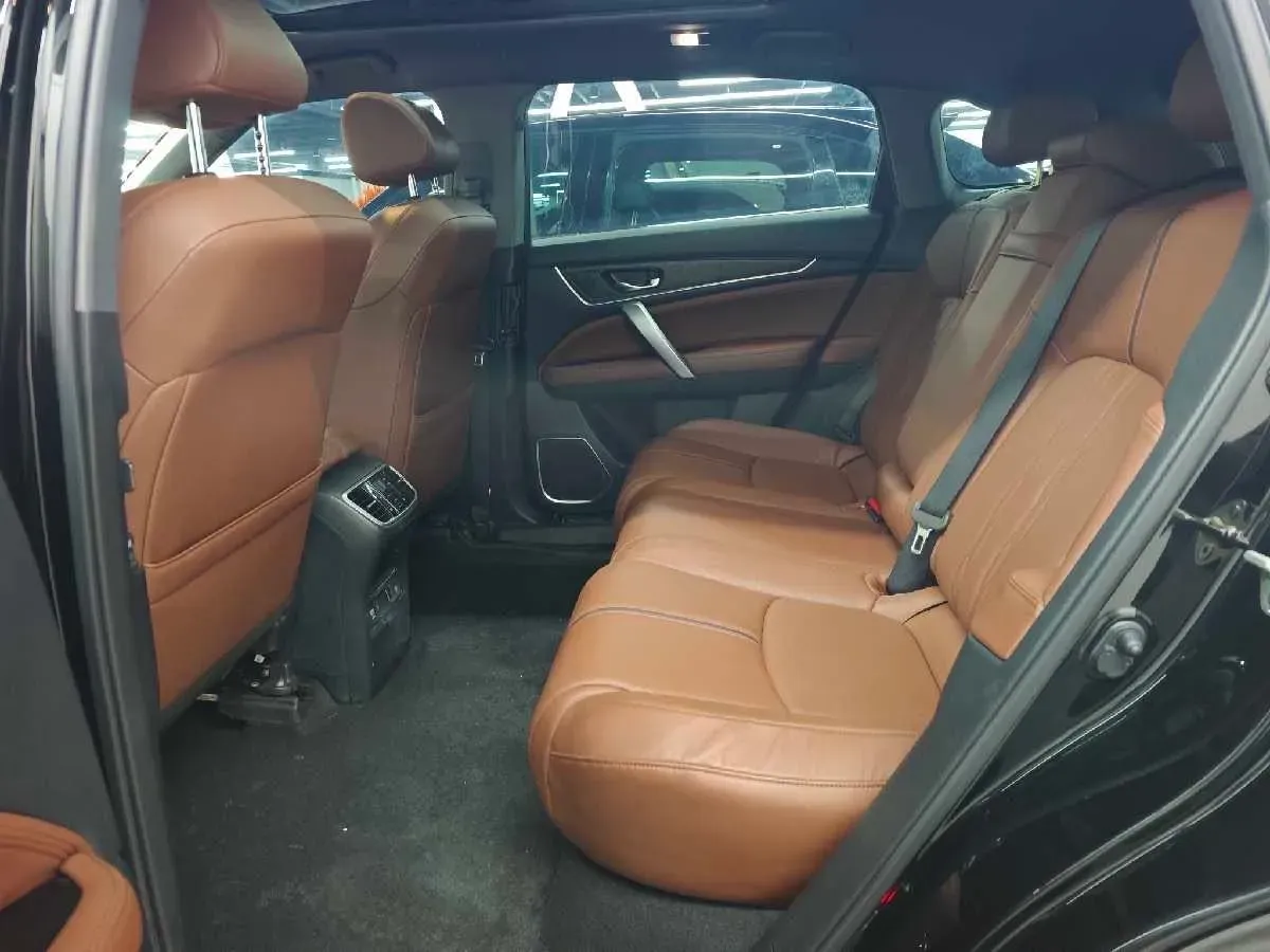 2020 Honda UR-V 2.0T 272HP L4 9AT,autocango,china used car exporter,china ev exporter,chinese used car exporter,chinese used ev exporter