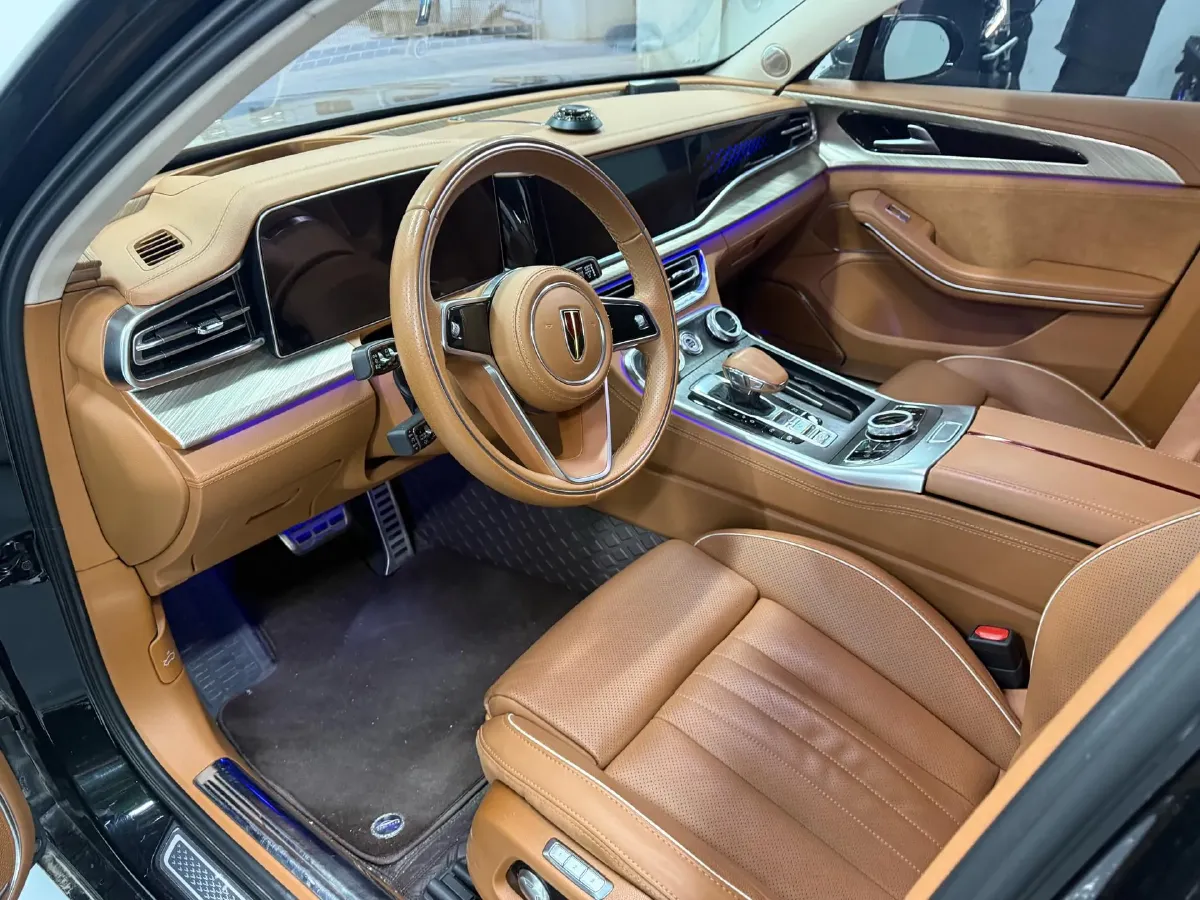 2022 HongQi H9 2.0T 252HP L4 7DCT,autocango,china used car exporter,china ev exporter,chinese used car exporter,chinese used ev exporter