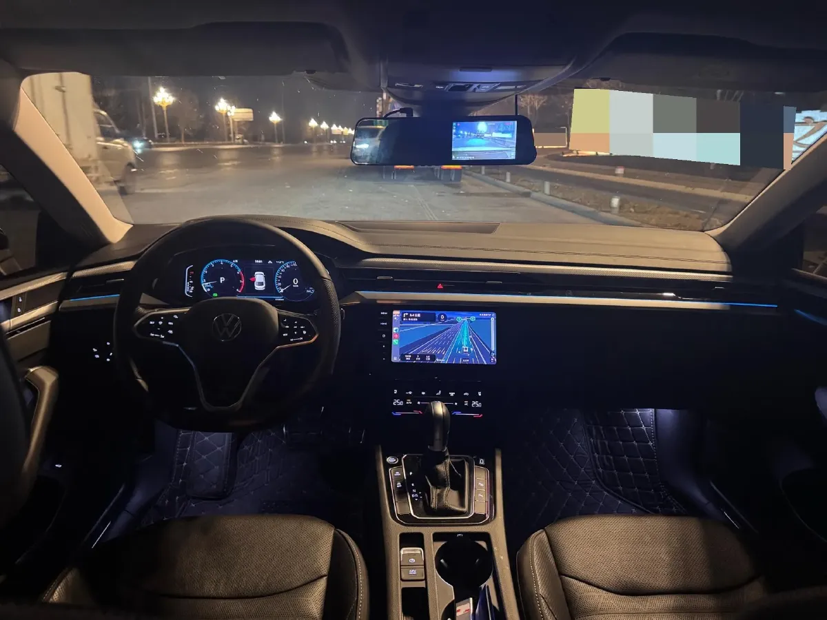 2024 Volkswagen CC 2.0T 220HP L4 7DCT,autocango,china used car exporter,china ev exporter,chinese used car exporter,chinese used ev exporter