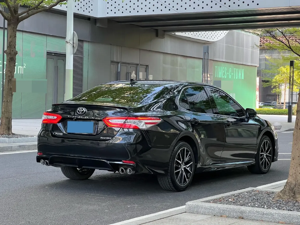 2023 Toyota Camry 2.0L 177HP L4 CVT,autocango,china used car exporter,china ev exporter,chinese used car exporter,chinese used ev exporter