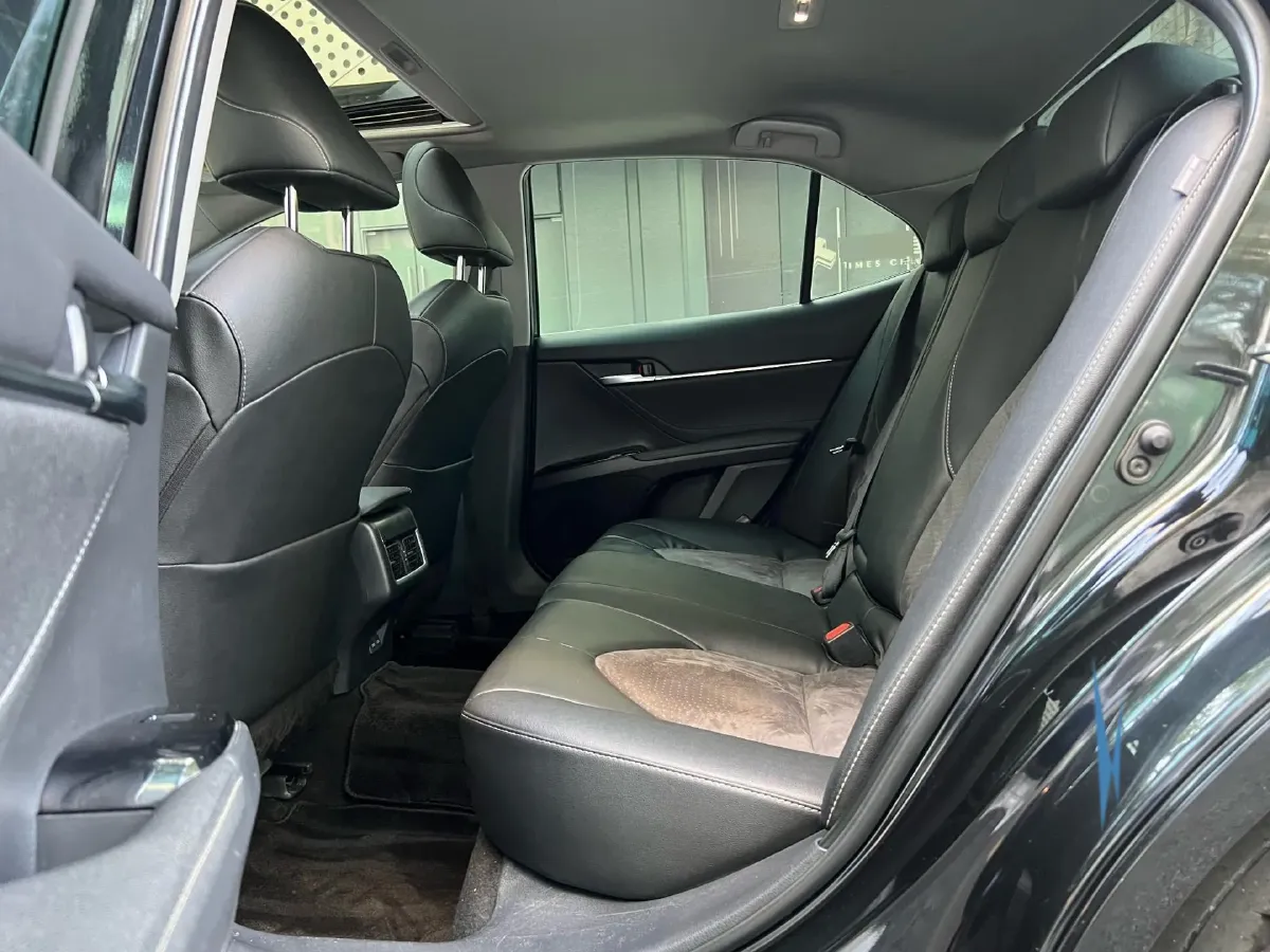 2023 Toyota Camry 2.0L 177HP L4 CVT,autocango,china used car exporter,china ev exporter,chinese used car exporter,chinese used ev exporter