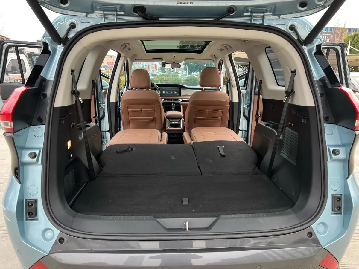 2020 HaiMa 7X 1.6T 195HP L4 6AT,autocango,china used car exporter,china ev exporter,chinese used car exporter,chinese used ev exporter