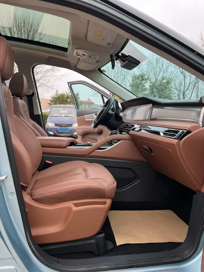 2020 HaiMa 7X 1.6T 195HP L4 6AT,autocango,china used car exporter,china ev exporter,chinese used car exporter,chinese used ev exporter