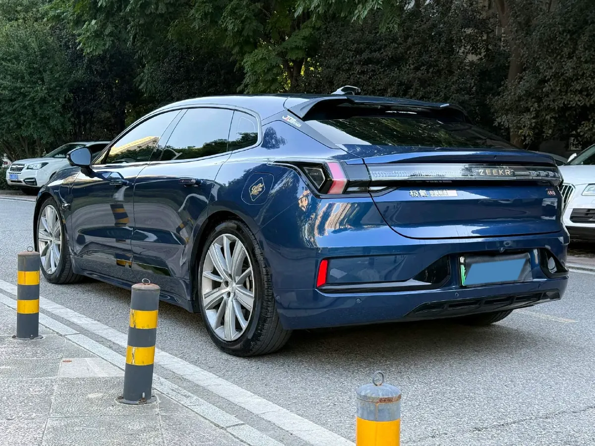 2022 Zeekr 001 BEV 100KWH,autocango,china used car exporter,china ev exporter,chinese used car exporter,chinese used ev exporter