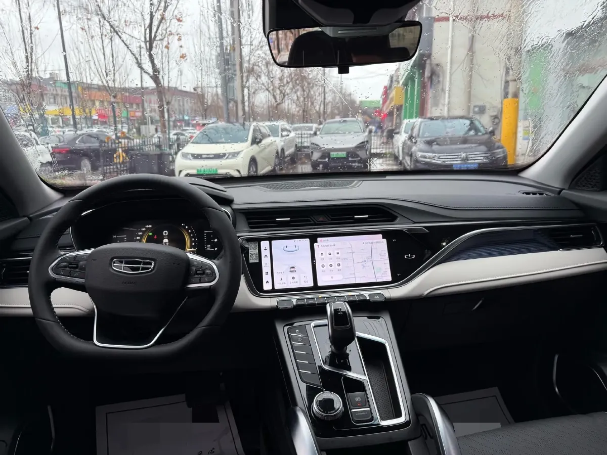 2022 Geely Azkarra 1.8T 184HP L4 7DCT,autocango,china used car exporter,china ev exporter,chinese used car exporter,chinese used ev exporter