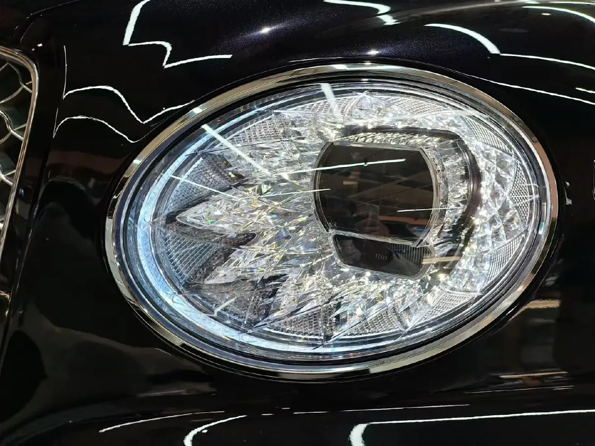 2021 Bentley Bentayga 4.0T 550HP V8 8AT,autocango,china used car exporter,china ev exporter,chinese used car exporter,chinese used ev exporter