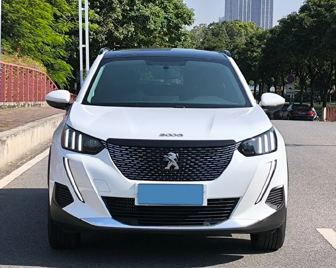 2022 Peugeot 2008 1.2T 136HP L3 6DCT,autocango,china used car exporter,china ev exporter,chinese used car exporter,chinese used ev exporter