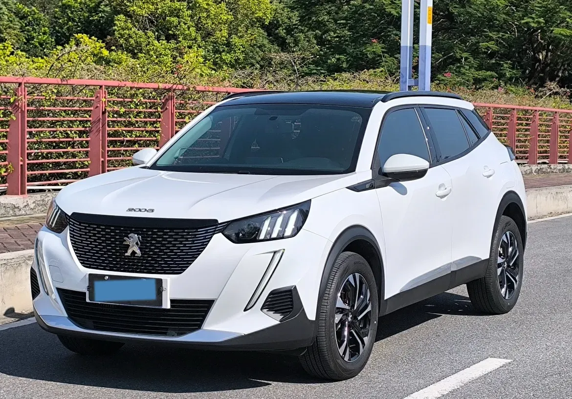2022 Peugeot 2008 1.2T 136HP L3 6DCT,autocango,china used car exporter,china ev exporter,chinese used car exporter,chinese used ev exporter