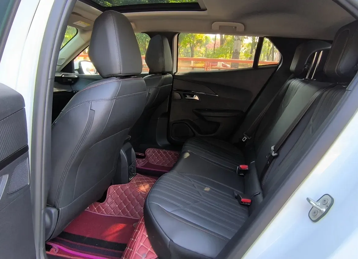 2022 Peugeot 2008 1.2T 136HP L3 6DCT,autocango,china used car exporter,china ev exporter,chinese used car exporter,chinese used ev exporter