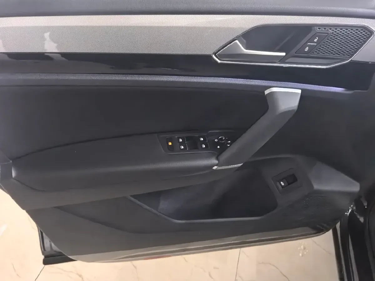 2022 Volkswagen Tayron 1.4T 150HP L4 7DCT,autocango,china used car exporter,china ev exporter,chinese used car exporter,chinese used ev exporter