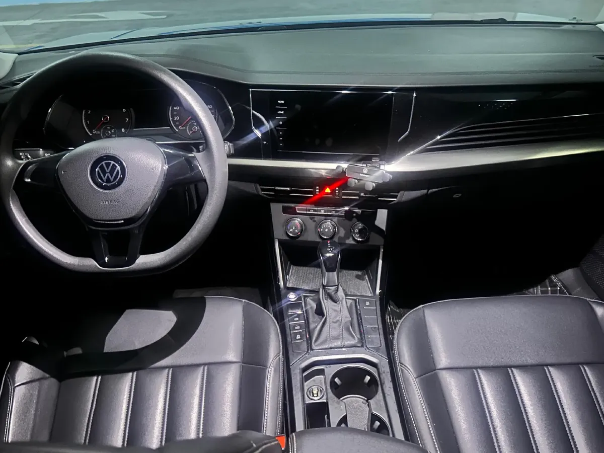 2020 Volkswagen Passat 1.4T 150HP L4 7DCT,autocango,china used car exporter,china ev exporter,chinese used car exporter,chinese used ev exporter