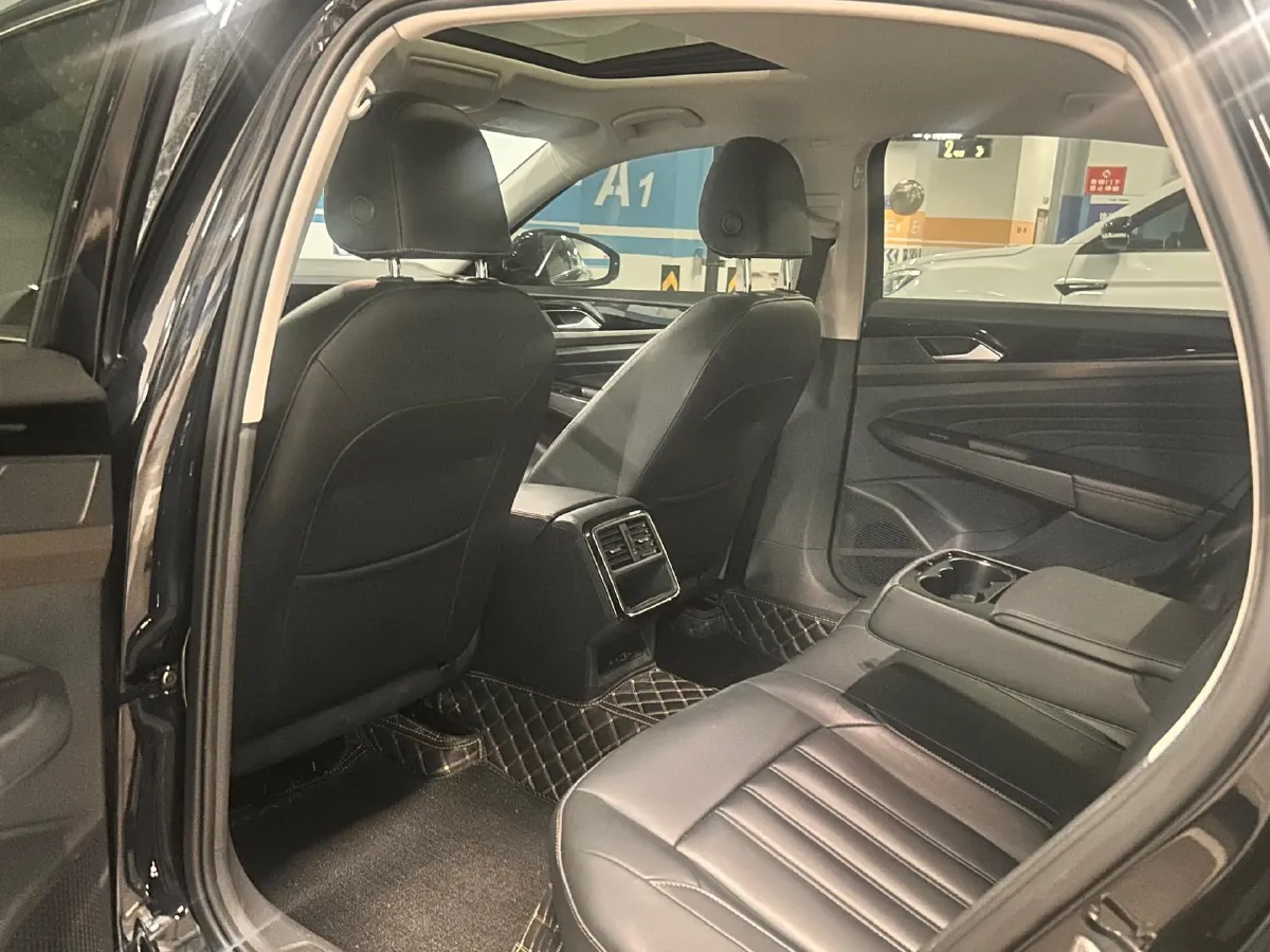 2020 Volkswagen Passat 1.4T 150HP L4 7DCT,autocango,china used car exporter,china ev exporter,chinese used car exporter,chinese used ev exporter