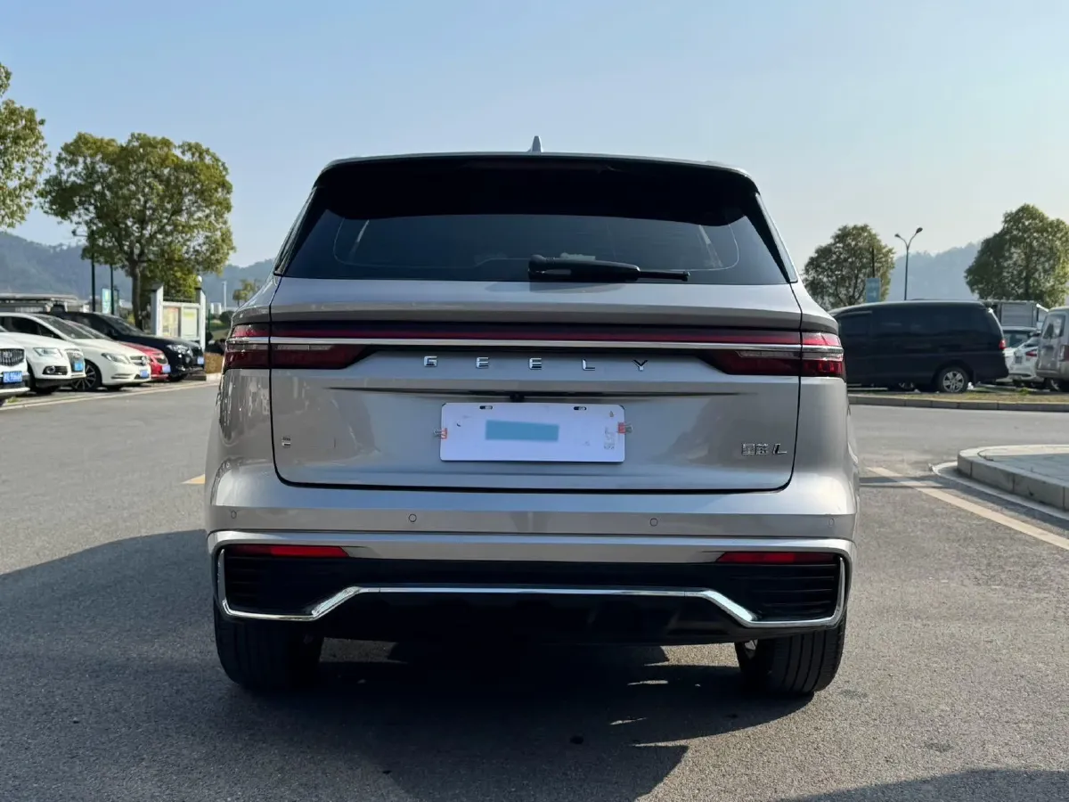 2024 Geely Monjaro 2.0T 238HP L4 8AT,autocango,china used car exporter,china ev exporter,chinese used car exporter,chinese used ev exporter