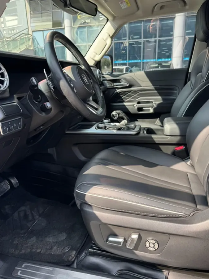 2021 Tank 300 2.0T 227HP L4 8AT,autocango,china used car exporter,china ev exporter,chinese used car exporter,chinese used ev exporter