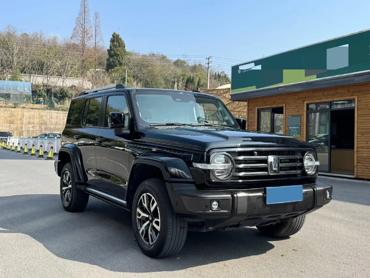 2021 Tank 300 2.0T 227HP L4 8AT,autocango,china used car exporter,china ev exporter,chinese used car exporter,chinese used ev exporter
