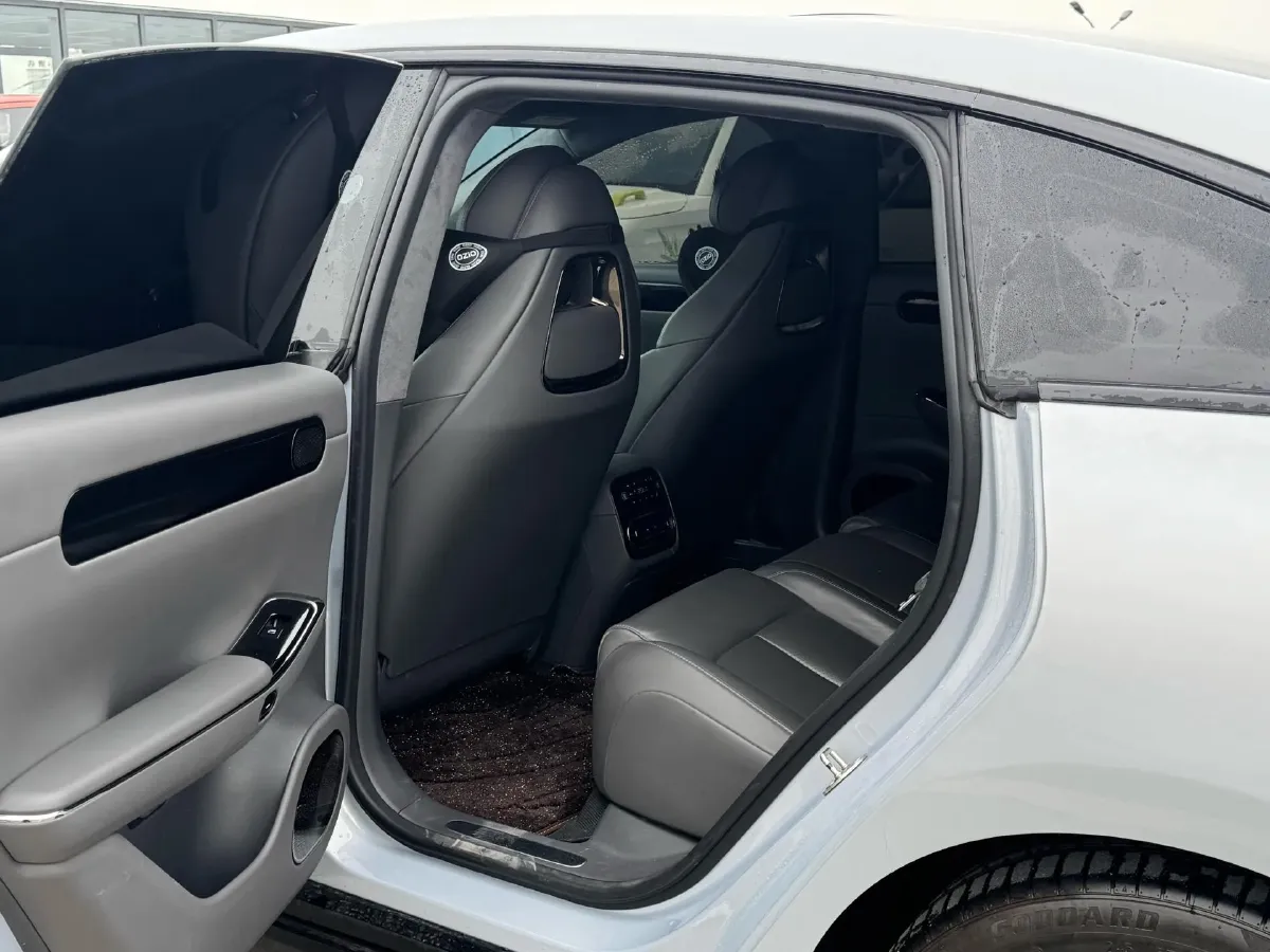 2022 Leapmotor C01 BEV 90KWH,autocango,china used car exporter,china ev exporter,chinese used car exporter,chinese used ev exporter