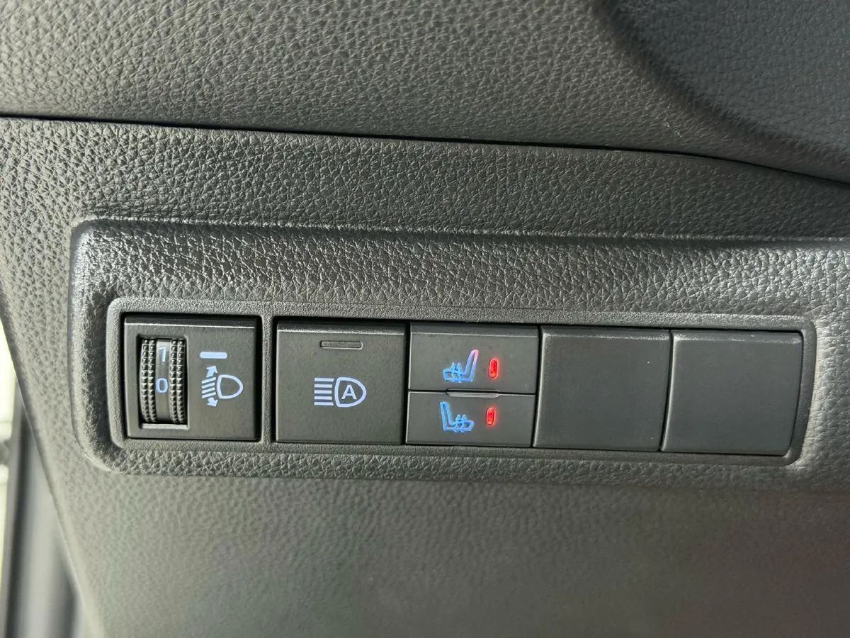 2021 Toyota Corolla 1.5L 121HP L3 CVT,autocango,china used car exporter,china ev exporter,chinese used car exporter,chinese used ev exporter