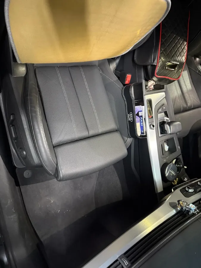 2020 Audi A4L 2.0T 190HP L4 7DCT,autocango,china used car exporter,china ev exporter,chinese used car exporter,chinese used ev exporter