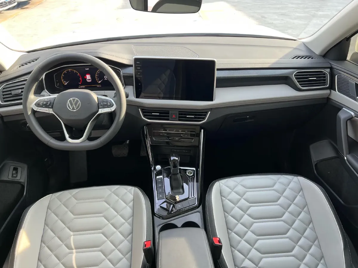 2023 Volkswagen Tayron 1.4T 150HP L4 7DCT,autocango,china used car exporter,china ev exporter,chinese used car exporter,chinese used ev exporter