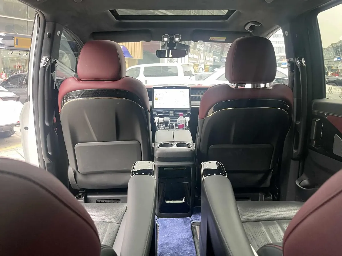 2024 GAC Trumpchi M8 2.0T 190HP L4 E-CVT Hybrid,autocango,china used car exporter,china ev exporter,chinese used car exporter,chinese used ev exporter