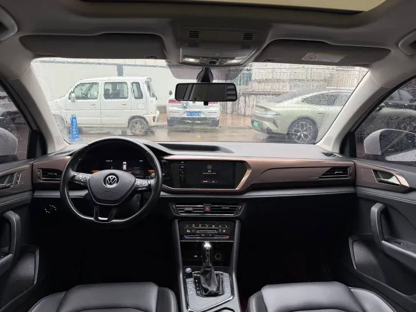 2021 Volkswagen Tharu 1.4T 150HP L4 7DCT,autocango,china used car exporter,china ev exporter,chinese used car exporter,chinese used ev exporter