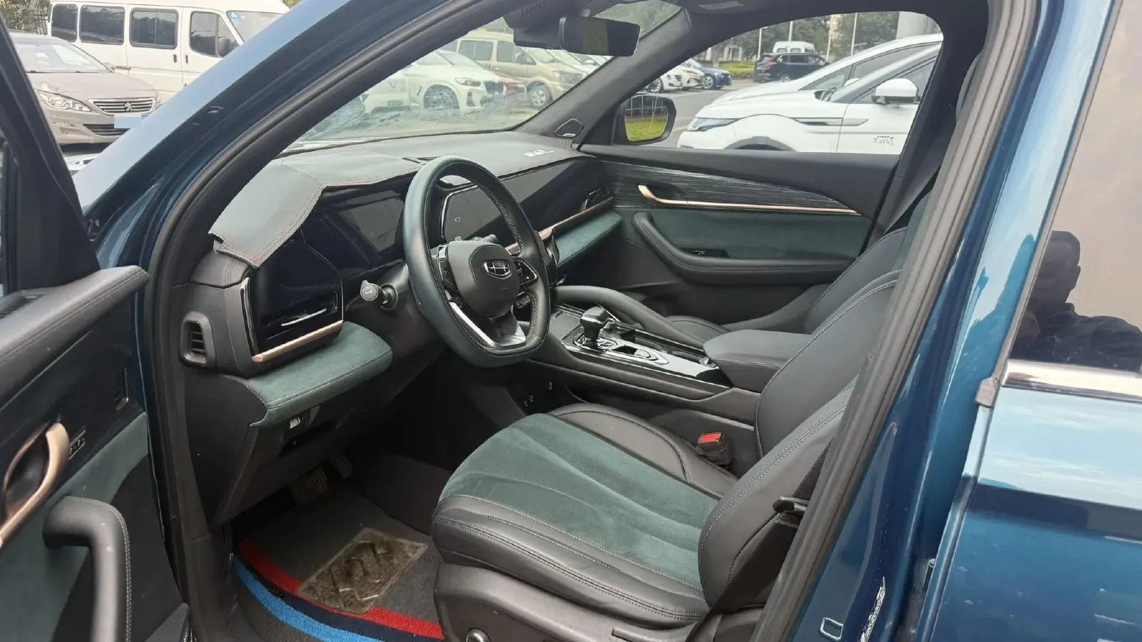 2021 Geely Monjaro 2.0T 218HP L4 7DCT,autocango,china used car exporter,china ev exporter,chinese used car exporter,chinese used ev exporter