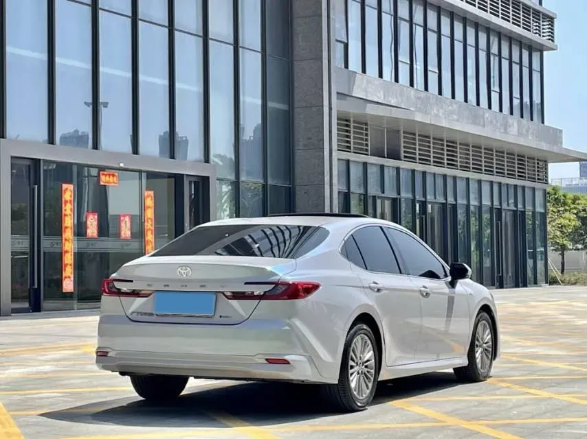 2024 Toyota Camry 2.0L 152HP L4 E-CVT Hybrid,autocango,china used car exporter,china ev exporter,chinese used car exporter,chinese used ev exporter