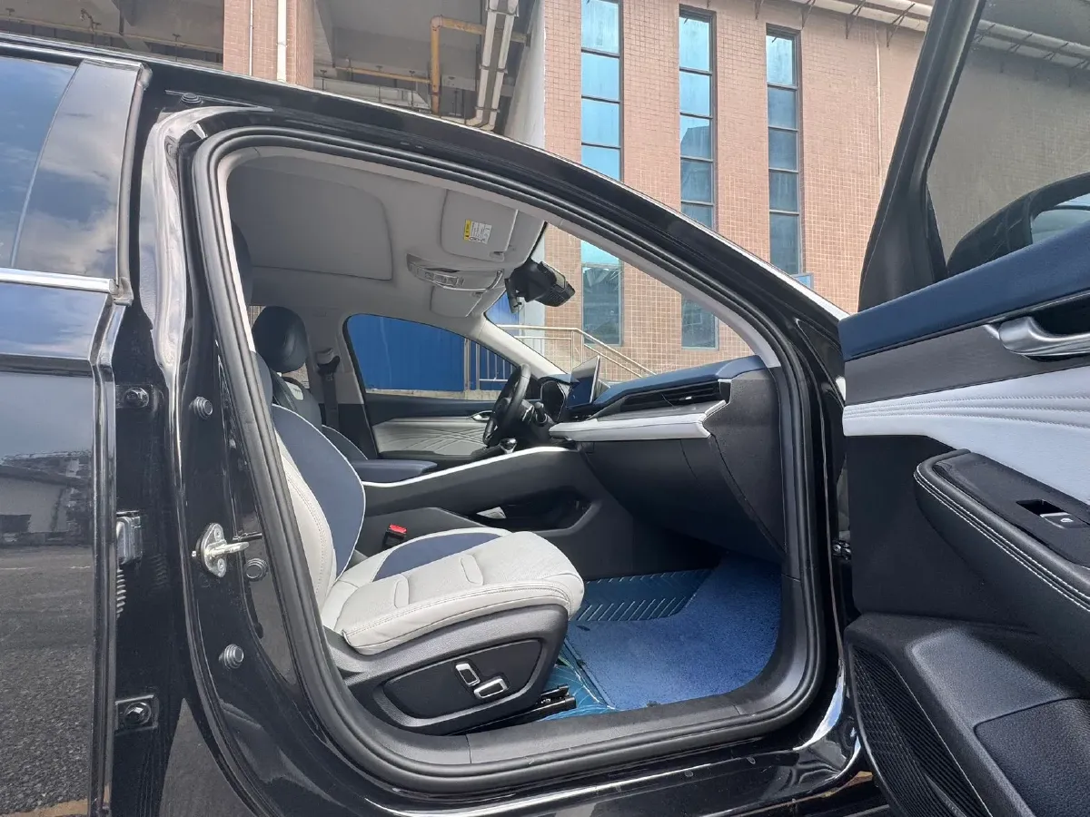 2020 Peugeot 408 1.6T 170HP L4 6AT,autocango,china used car exporter,china ev exporter,chinese used car exporter,chinese used ev exporter