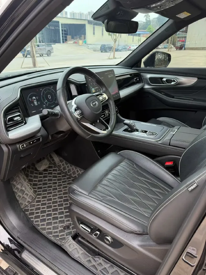 2022 GAC Trumpchi GS8 2.0T 252HP L4 8AT,autocango,china used car exporter,china ev exporter,chinese used car exporter,chinese used ev exporter