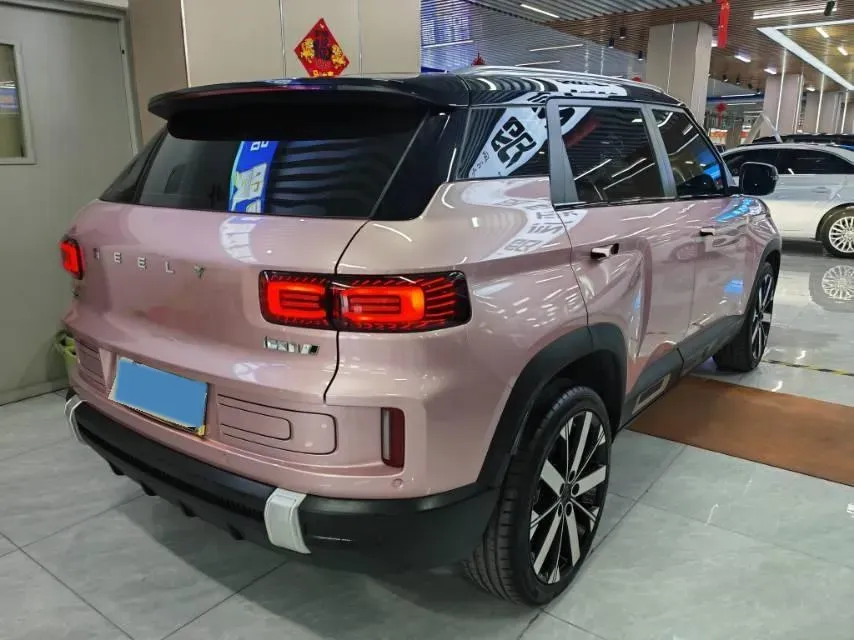 2023 Geely ICON 1.5T 181HP L4 7DCT,autocango,china used car exporter,china ev exporter,chinese used car exporter,chinese used ev exporter