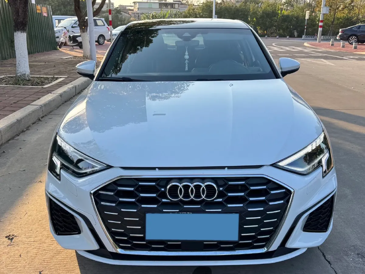 2024 Audi A3 1.4T 150HP L4 7DCT,autocango,china used car exporter,china ev exporter,chinese used car exporter,chinese used ev exporter