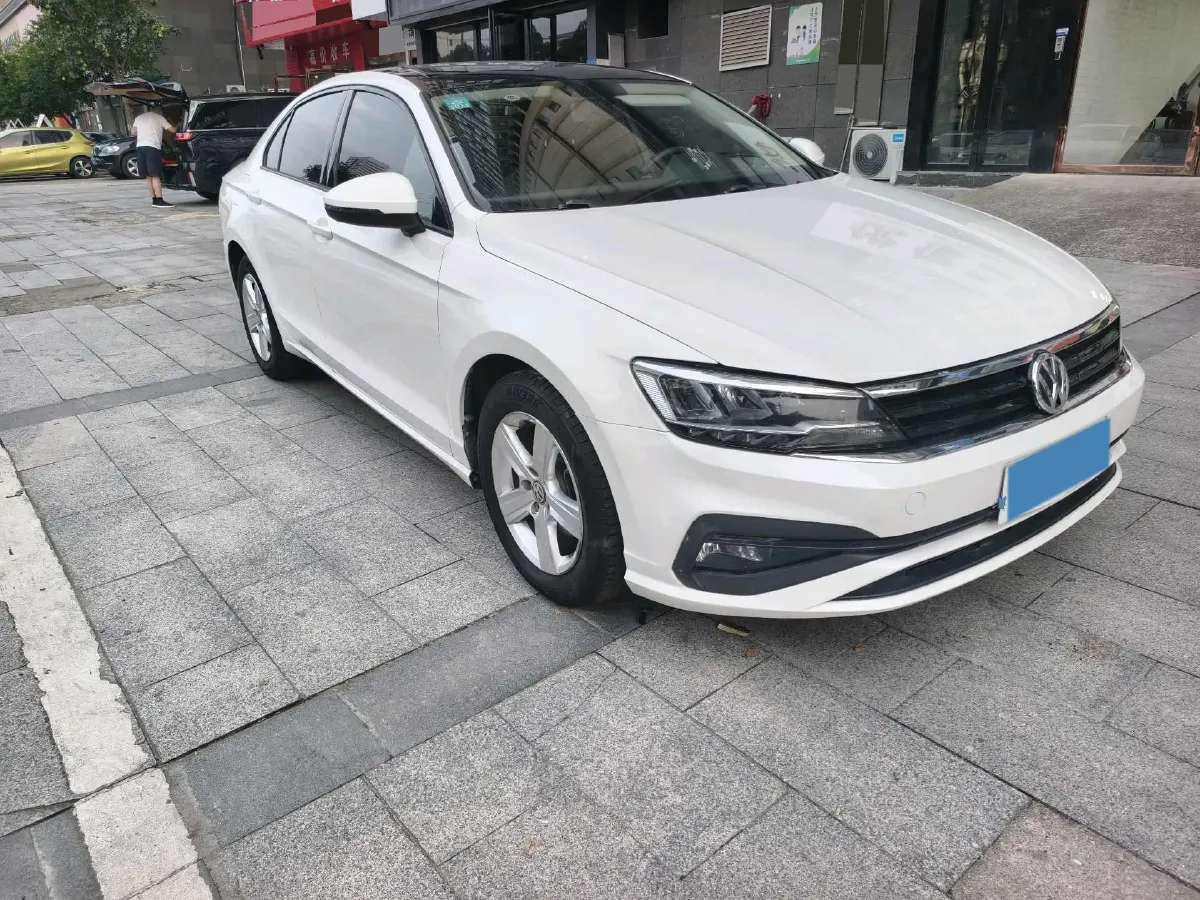 2021 Volkswagen Lamando 1.4T 131HP L4 7DCT,autocango,china used car exporter,china ev exporter,chinese used car exporter,chinese used ev exporter
