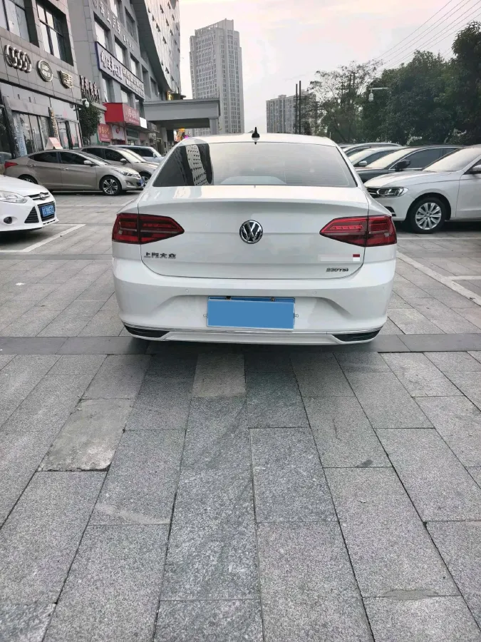 2021 Volkswagen Lamando 1.4T 131HP L4 7DCT,autocango,china used car exporter,china ev exporter,chinese used car exporter,chinese used ev exporter