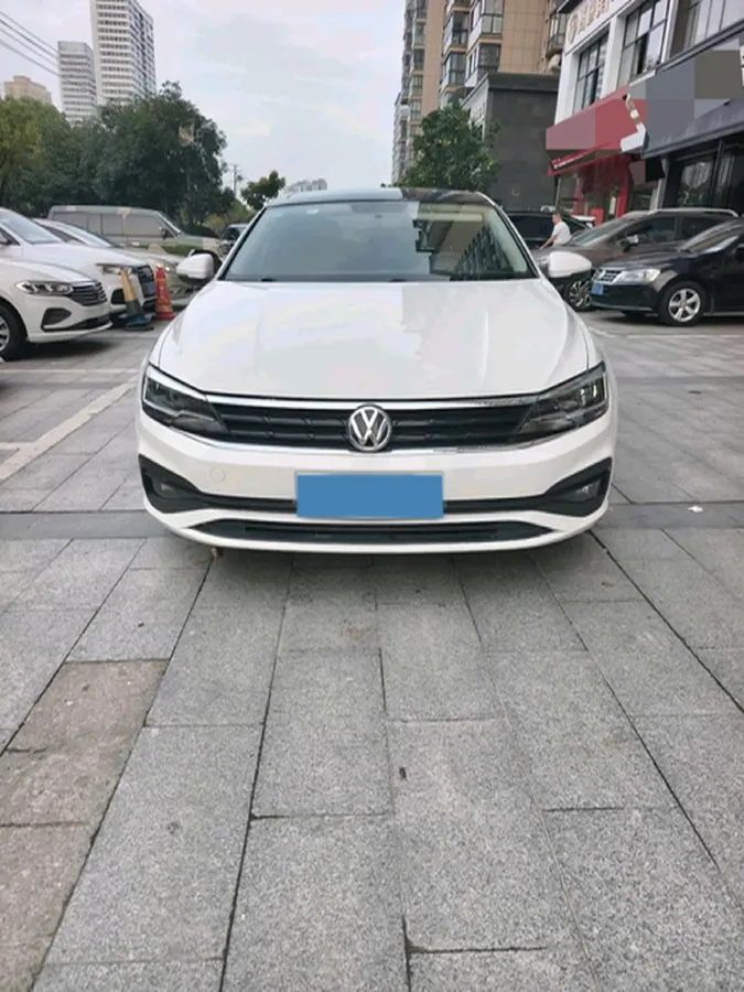 2021 Volkswagen Lamando 1.4T 131HP L4 7DCT,autocango,china used car exporter,china ev exporter,chinese used car exporter,chinese used ev exporter