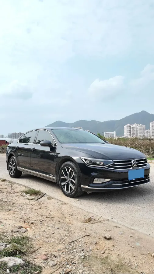 2020 Volkswagen Magotan 2.0T 186HP L4 7DCT,autocango,china used car exporter,china ev exporter,chinese used car exporter,chinese used ev exporter