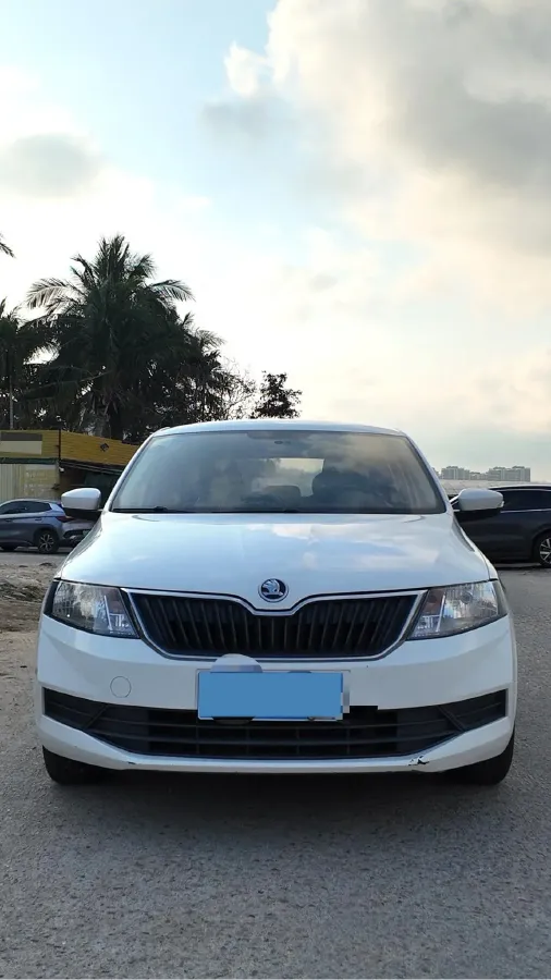 2018 Skoda Rapid Spaceback 1.6L 110HP L4 6AT,autocango,china used car exporter,china ev exporter,chinese used car exporter,chinese used ev exporter