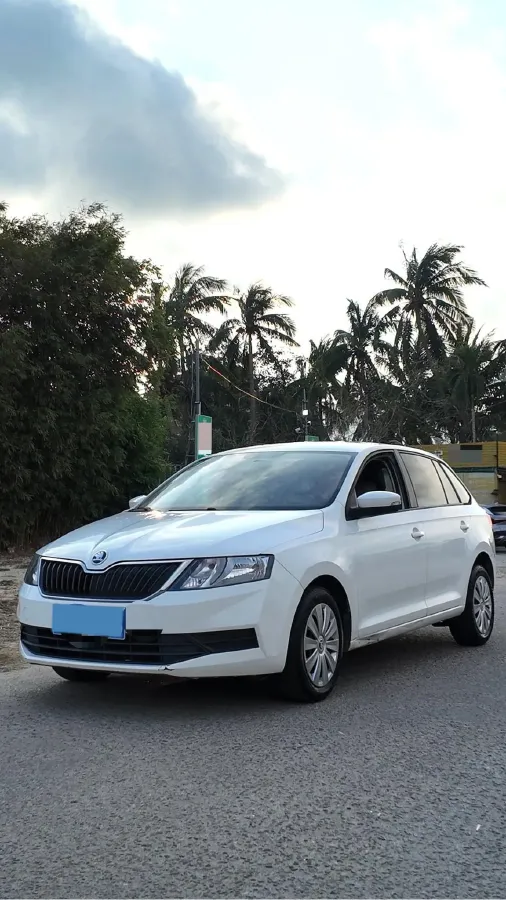2018 Skoda Rapid Spaceback 1.6L 110HP L4 6AT,autocango,china used car exporter,china ev exporter,chinese used car exporter,chinese used ev exporter