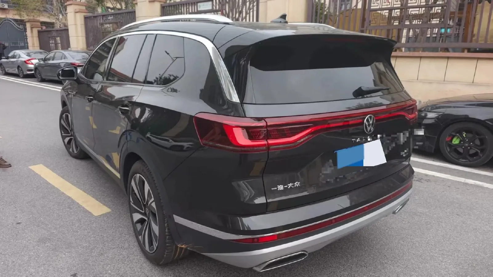 2024 Volkswagen Talagon 2.0T 220HP L4 7DCT,autocango,china used car exporter,china ev exporter,chinese used car exporter,chinese used ev exporter