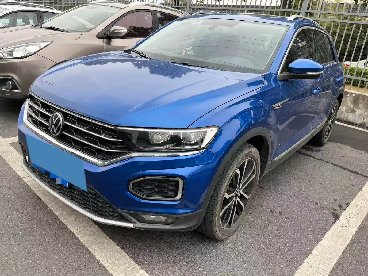 2021 Volkswagen T-Roc 1.4T 150HP L4 7DCT,autocango,china used car exporter,china ev exporter,chinese used car exporter,chinese used ev exporter