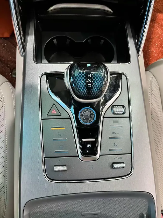 2025 BYD Tang 1.5T 156HP L4 E-CVT PHEV 21.504KWH,autocango,china used car exporter,china ev exporter,chinese used car exporter,chinese used ev exporter