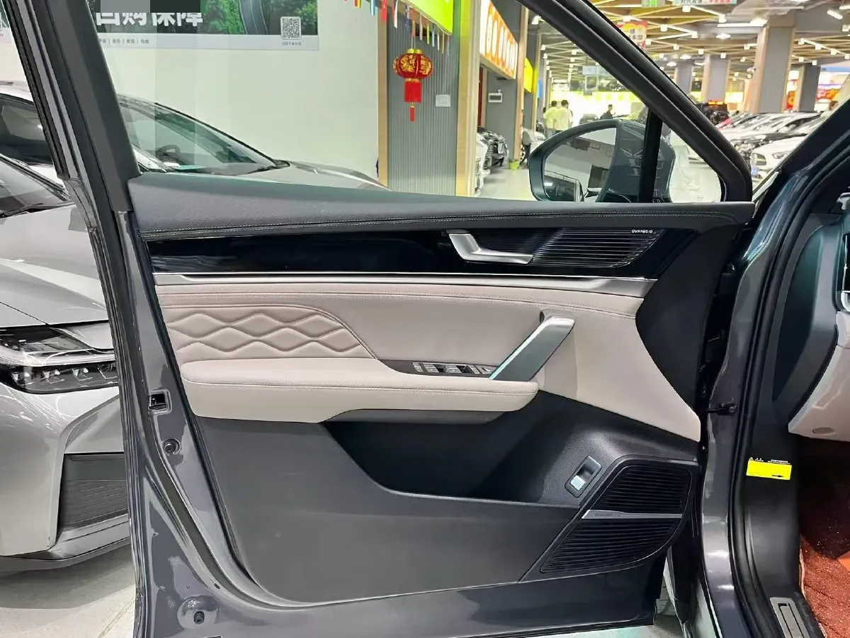 2025 BYD Tang 1.5T 156HP L4 E-CVT PHEV 21.504KWH,autocango,china used car exporter,china ev exporter,chinese used car exporter,chinese used ev exporter